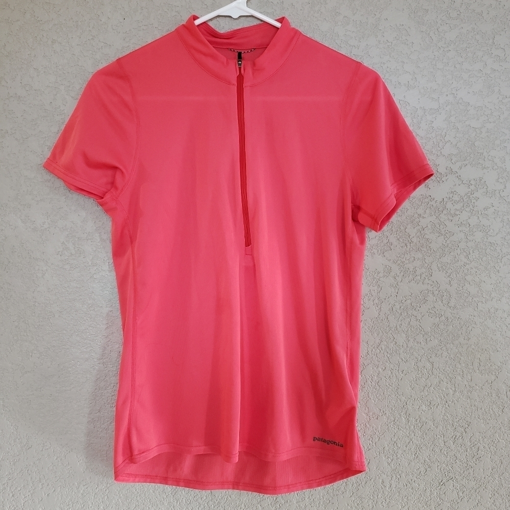 Patagonia tee salmon color size S. - Picture 1 of 5
